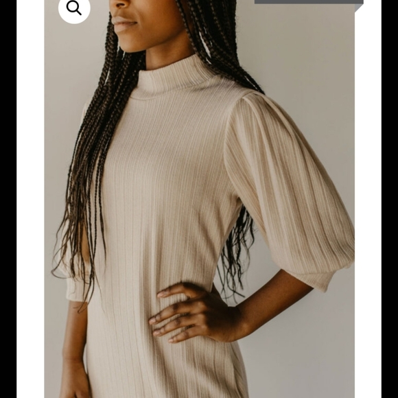 2 hearts Dresses & Skirts - NWT Beige short sleeve dress